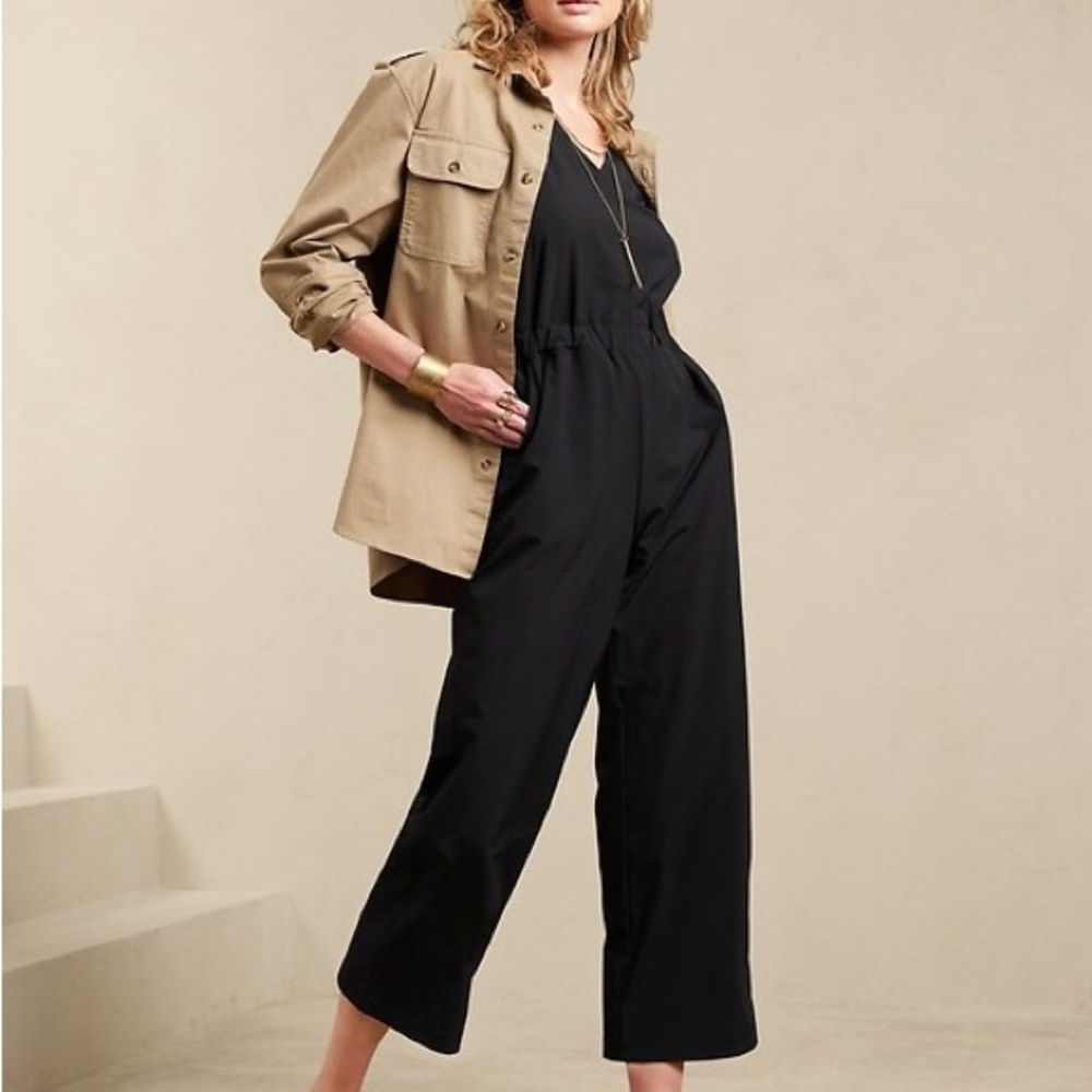 Banana Republic Factory Women XS Airstretch Wide Leg Sleeveless Active Jumpsuit